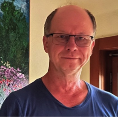 Ulf Renner, Schwarzenberg
Schriftführer, Verantwortlicher für die Crossener Mitteilungen, Homepage

Tätigkeit / derzeitiges Arbeitsfeld:
Sozialarbeiter bei der der Sächsischen Krebsgesellschaft e.V. (z.Zt. in Elternzeit)
 
Berufliche Abschlüsse und Qualifikationen:
Diplom-Sozialarbeiter / Sozialpädagoge (FH)
Anstellungsfähigkeit zum Diakon (EKiBB)
Musiktherapeut (DMVS e.V.)